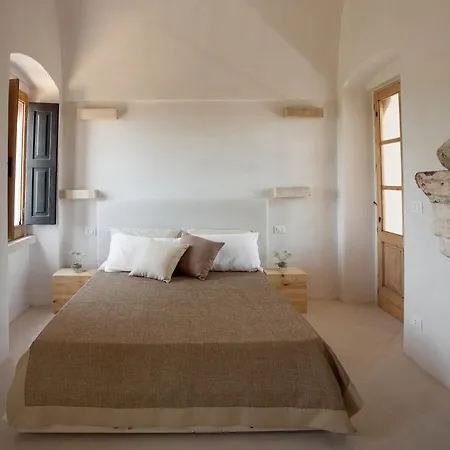 Badia Del Casale Panzió Ugento