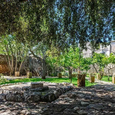 Badia Del Casale Alojamento de Acomodação e Pequeno-almoço Ugento