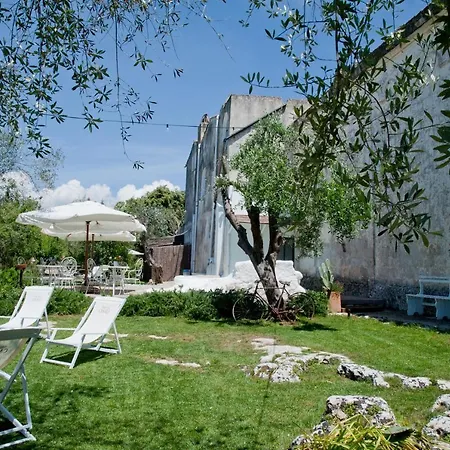 Badia Del Casale 4* ウジェント