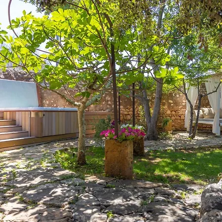 Badia Del Casale Bed & Breakfast