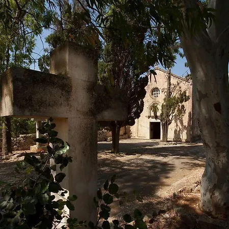 ベッド・アンド・ブレックファスト Badia Del Casale 4*