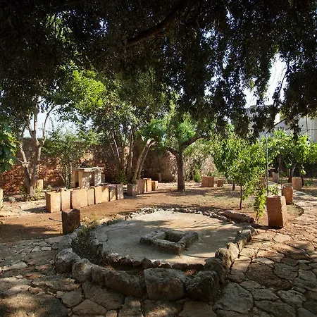 ベッド・アンド・ブレックファスト Badia Del Casale 4*